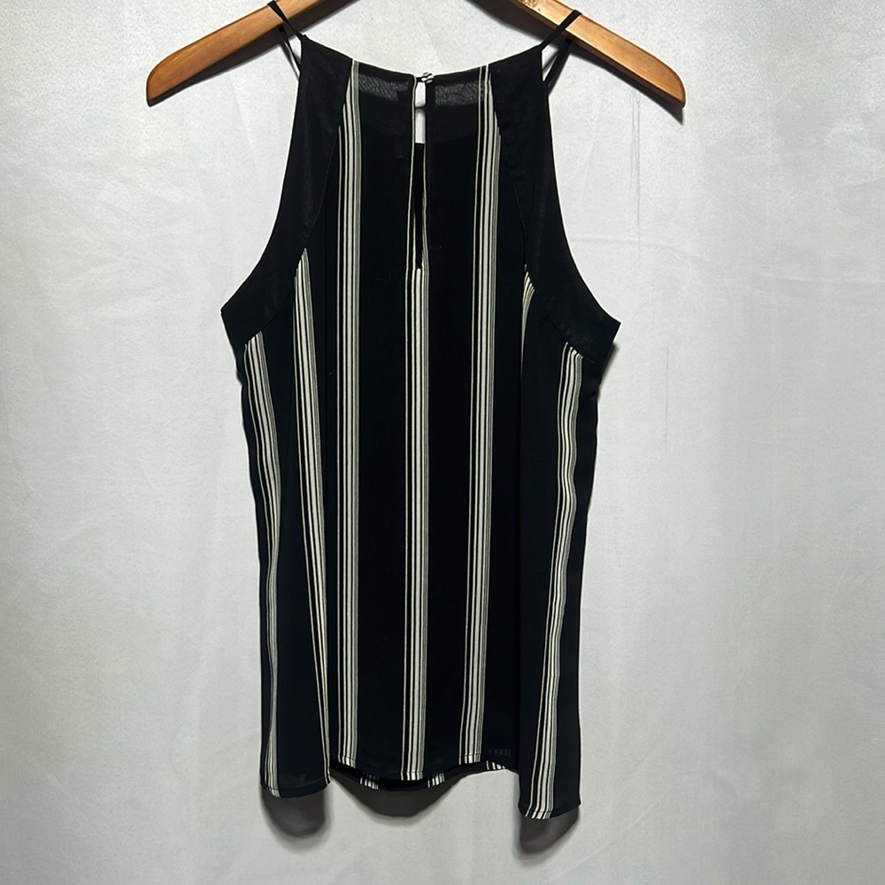 Tank top from stitch fix - Picture 2 of 6